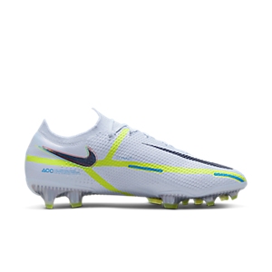 11 Best Football Boots For Wide Feet