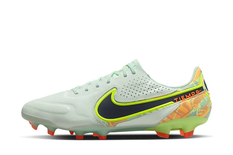 Best Football Boots For Goalkeepers