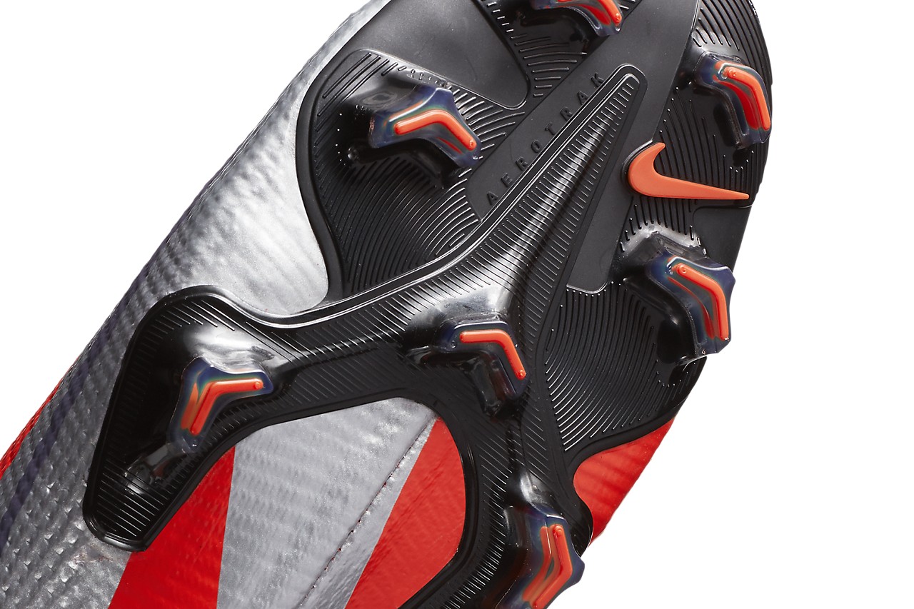 aq4176 nike