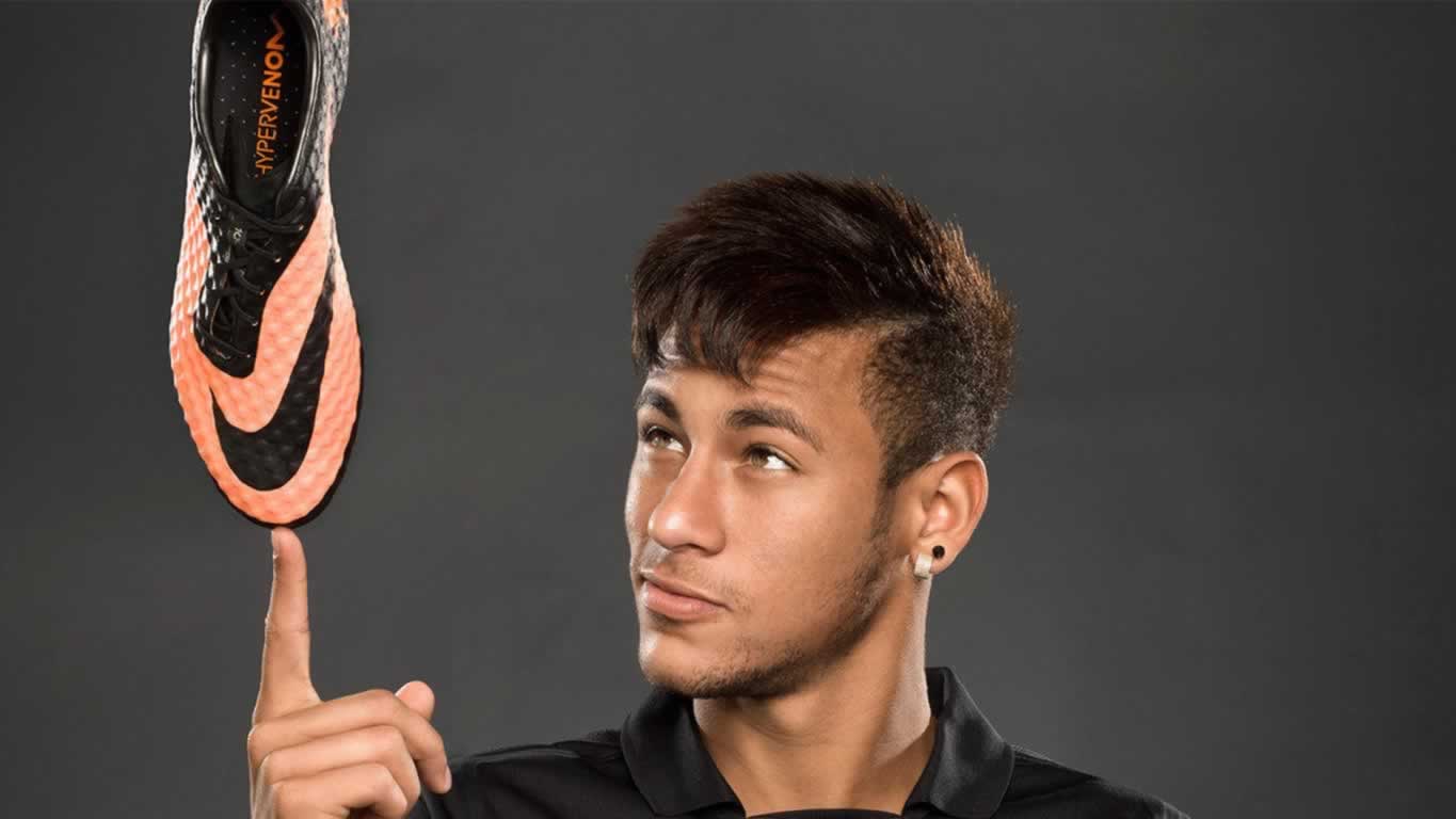 nike hypervenom phantom vsn