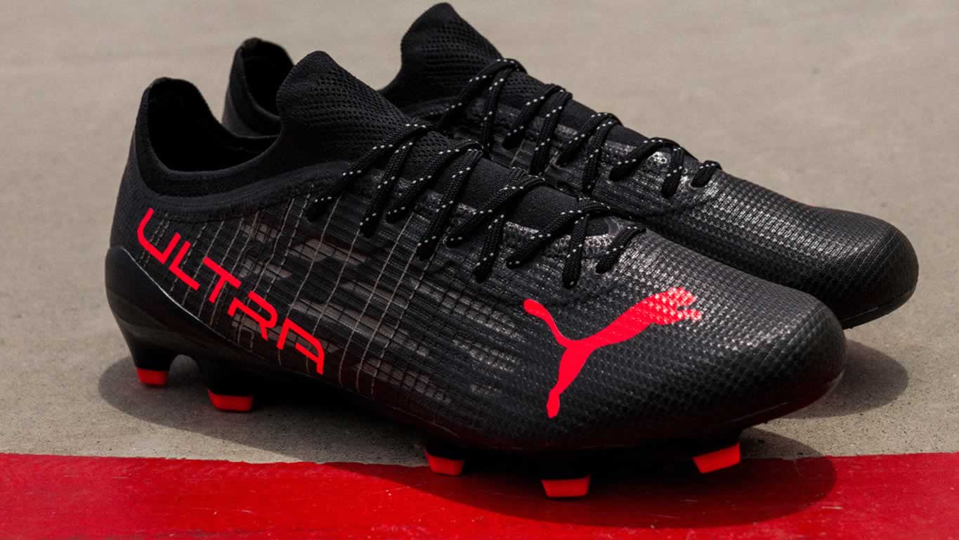 red puma boots