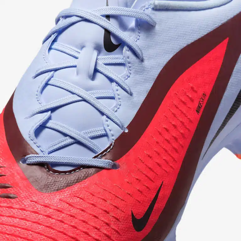 Nike Jr Phantom Academy