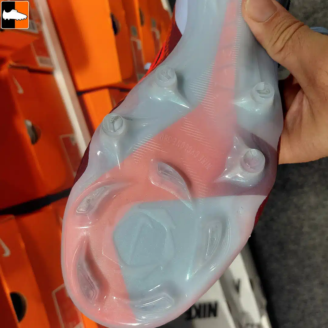 Cyclone 360 soleplate